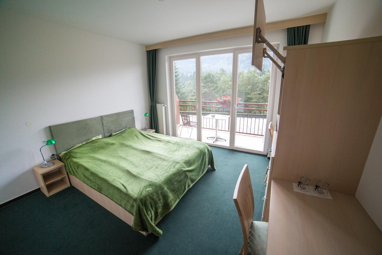 Hotel Rakitna ภายนอก รูปภาพ